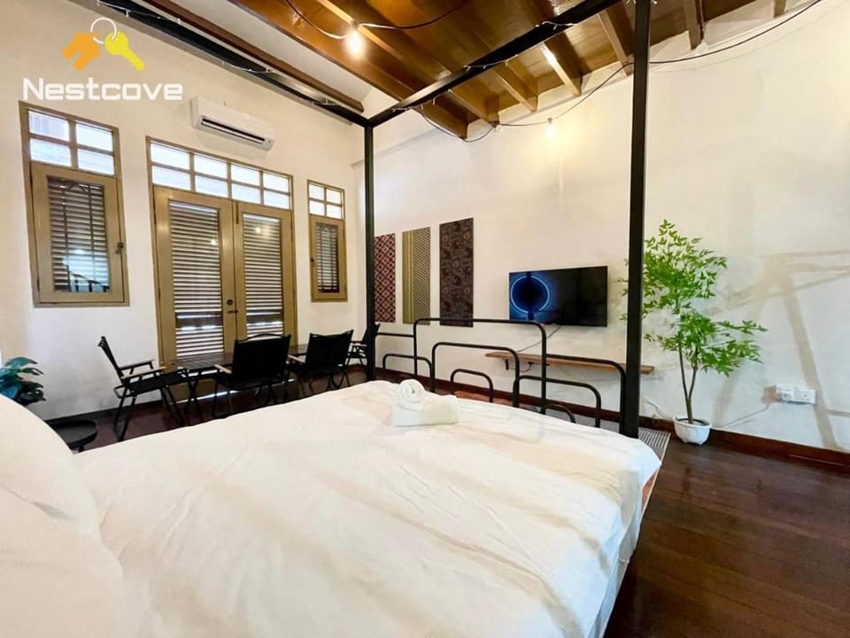 Communal lounge/ TV room, Bed, TV and multimedia, Photo of the whole room, Evening entertainment, Bedroom