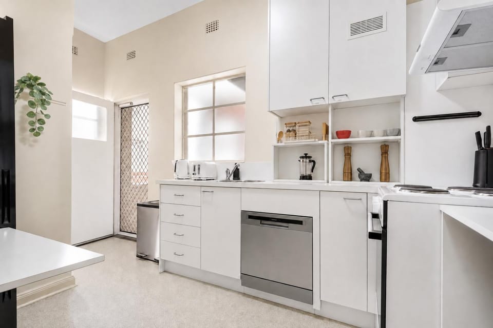 Kitchen or kitchenette