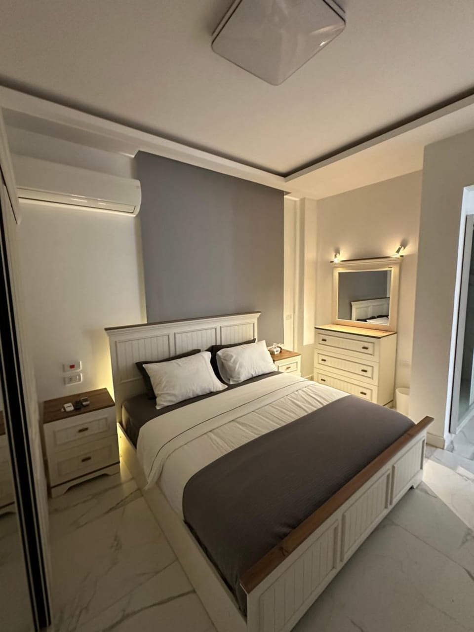Royal LUXURY Villa with Private Heated Pool Sheikh Zayed City Cairo اجمد ڤيلا بجد في الشيخ زايد حمام سباحة خاص ساخن درجة حراره 40 Villa in Egypt