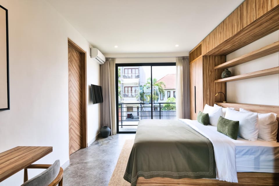 Bed, View (from property/room), Bedroom