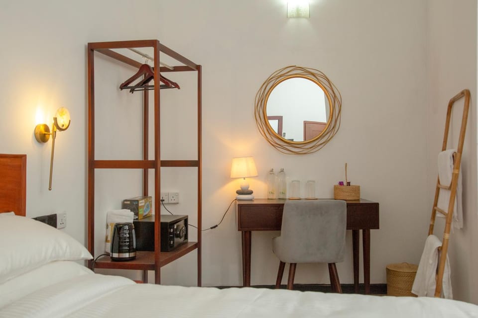 Bedroom, towels