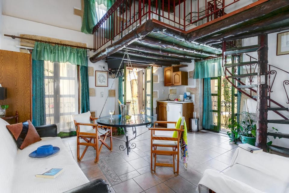 IFIGENIA ROOMS BY MARIOS Apartment hotel in Chania