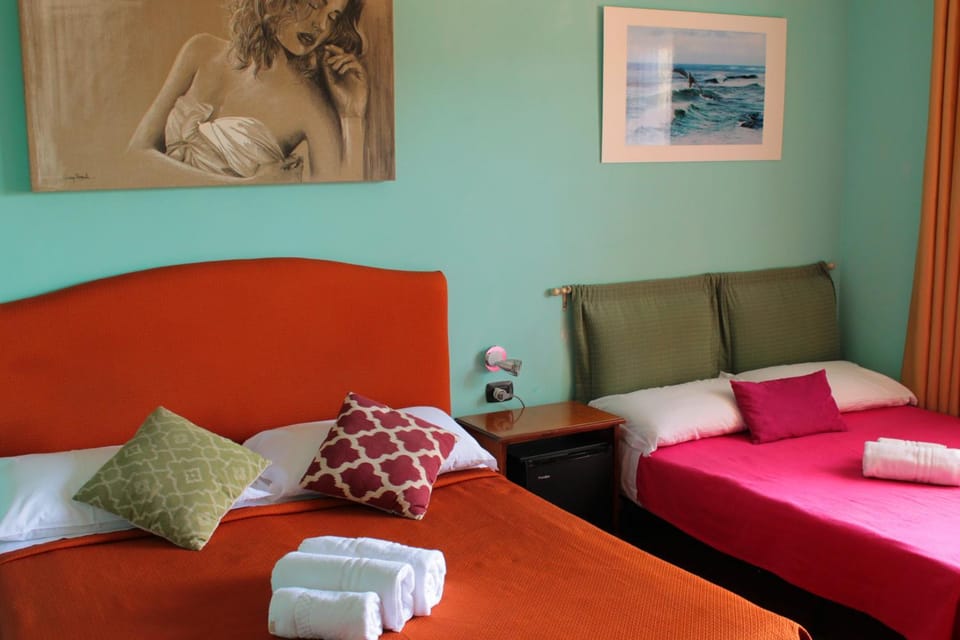 Other, Photo of the whole room