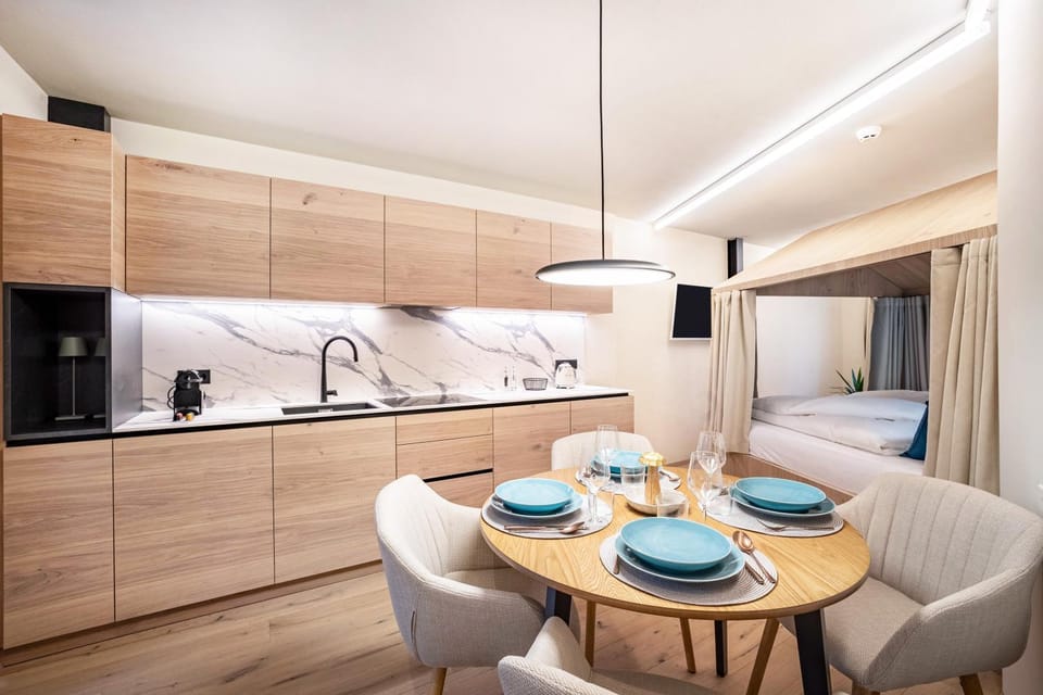 Property building, Kitchen or kitchenette, Living room