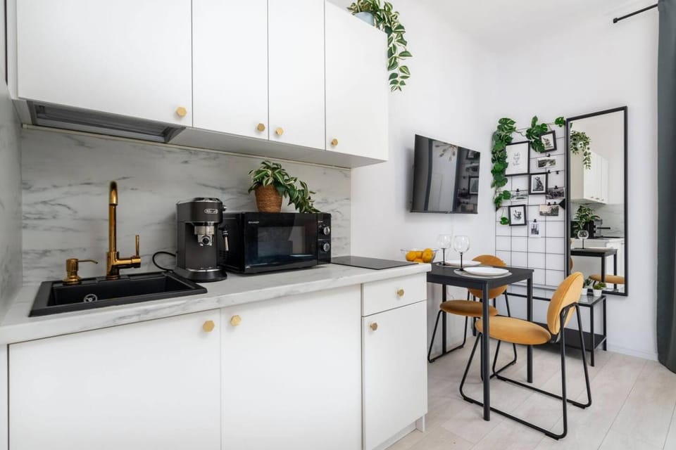 Urban Escape Studio Koszykowa Apartment in Warsaw