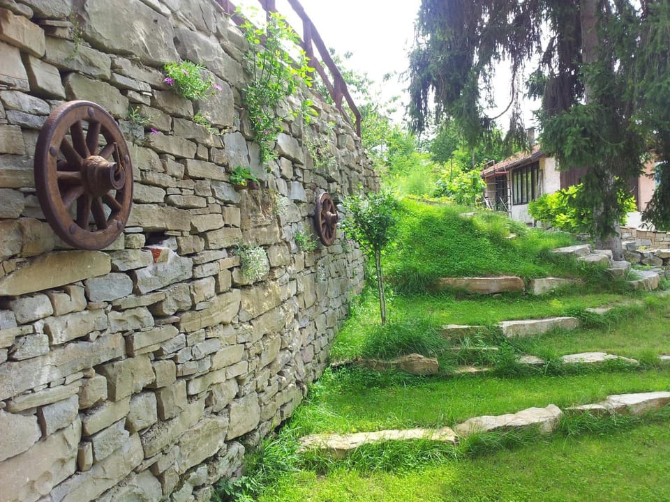 Garden, Decorative detail