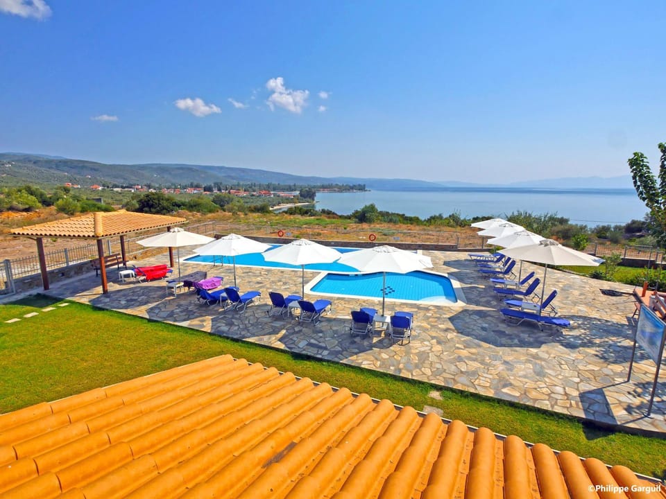 Garden view, Pool view, Sea view