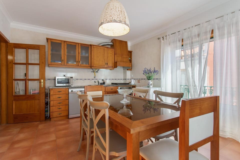 Property building, Kitchen or kitchenette, Living room