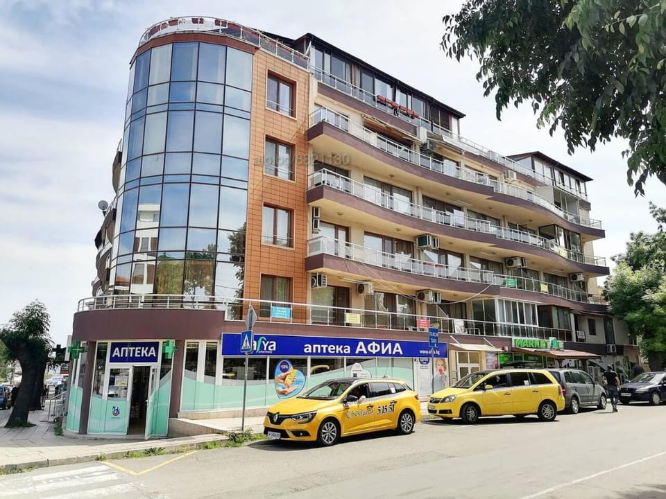 Paradise Sarafovo Beach Apartment in Burgas