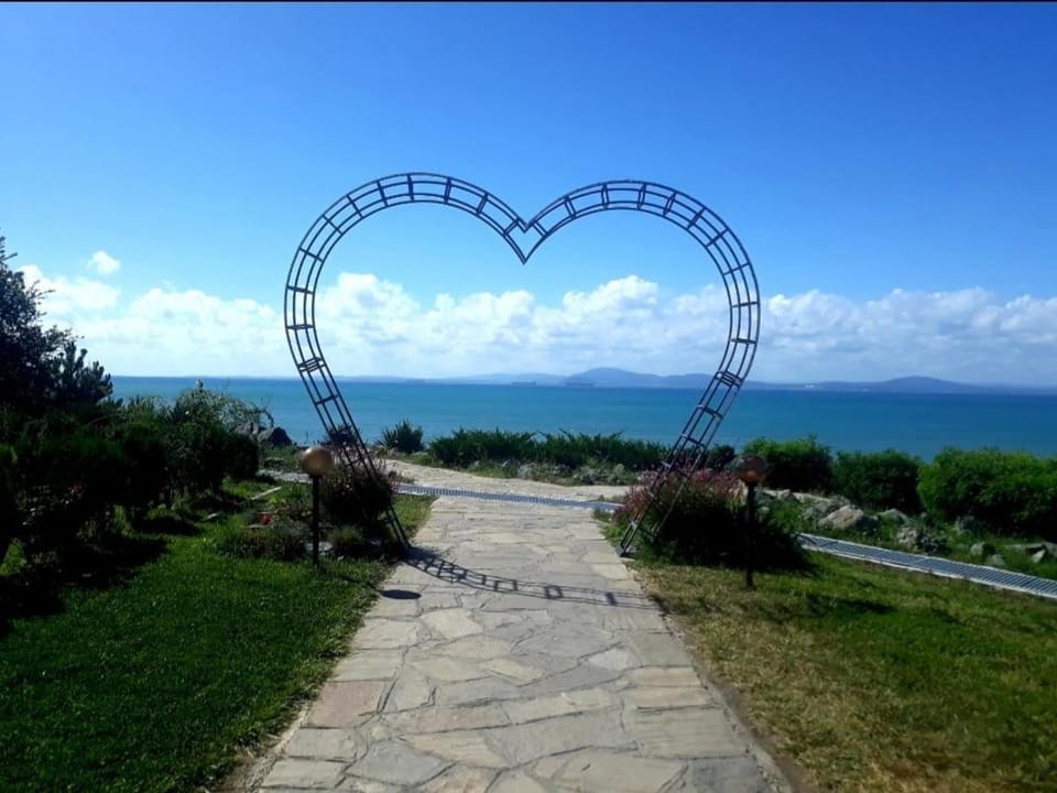 Paradise Sarafovo Beach Apartment in Burgas