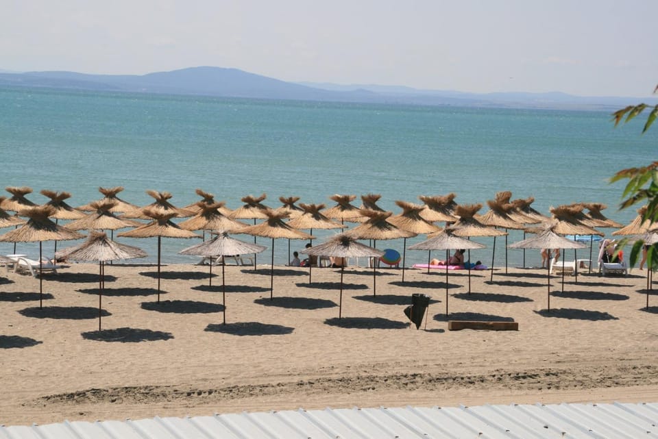Paradise Sarafovo Beach Apartment in Burgas