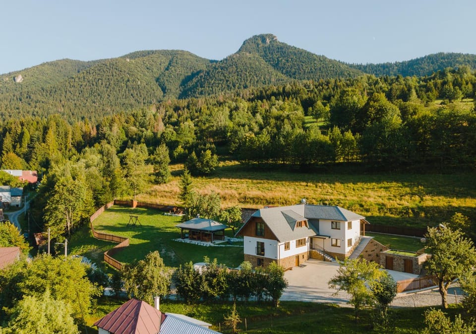 Property building, Neighbourhood, Natural landscape, Mountain view