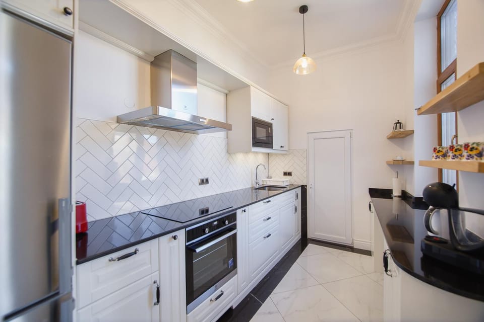 Kitchen or kitchenette, minibar, pet friendly, stove, toaster