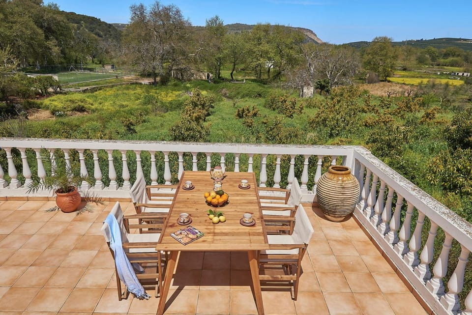 Patio, Spring, Day, Natural landscape, Garden, View (from property/room), Balcony/Terrace, Seating area, Dining area, Garden view, Mountain view