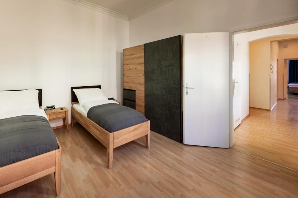 Bed, Photo of the whole room, Bedroom, wardrobe