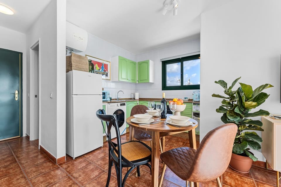 Home2Book Sunny Dream Apt Puerto del Carmen, Pool Apartment in Puerto del Carmen