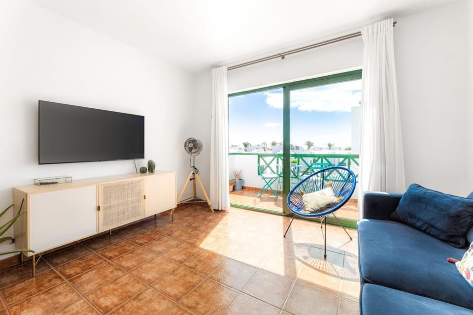 Home2Book Sunny Dream Apt Puerto del Carmen, Pool Apartment in Puerto del Carmen
