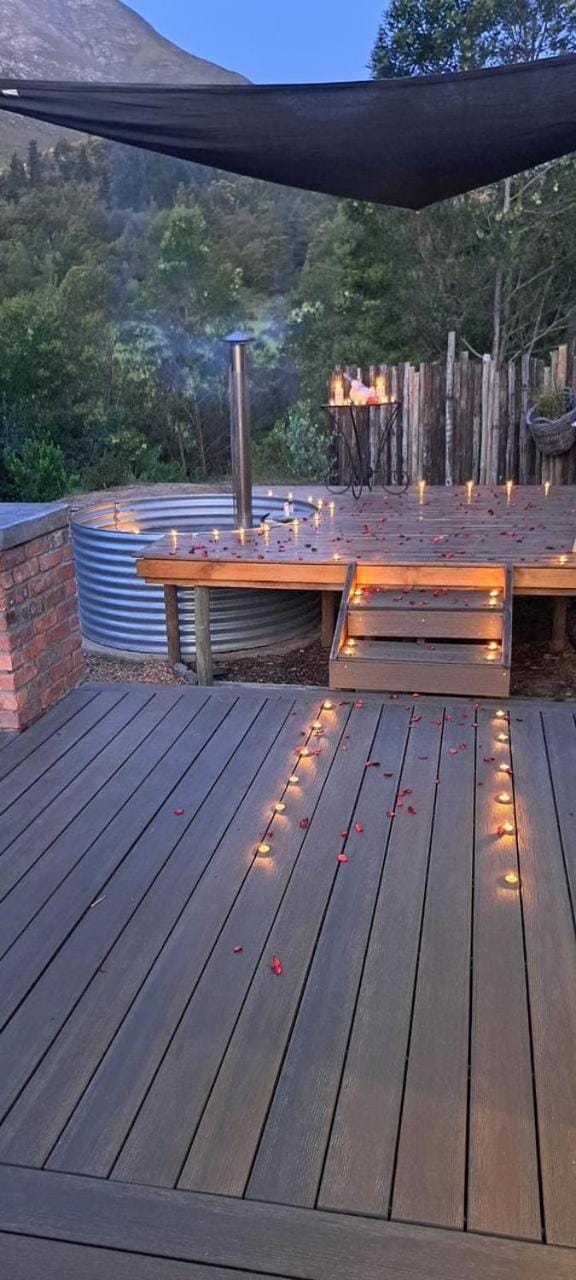 Luxury cabin in the Swellendam valley, W.C. Cabin in Western Cape