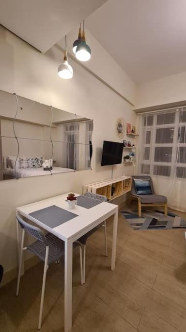 The Glen Haven - Twin Lakes Tagaytay Apartment in Calabarzon
