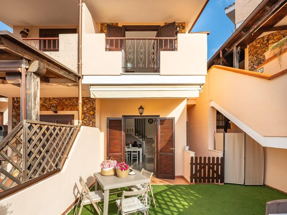 Estay - Maria's Wonderful Retreat House in Villasimius