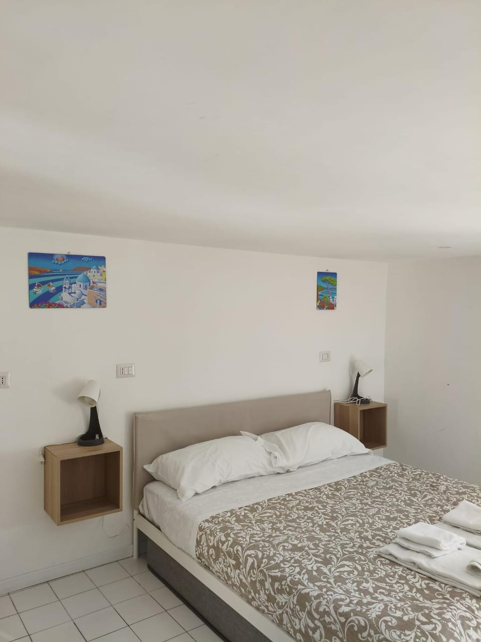 Residence e appartamenti Cavallerizza Bed and Breakfast in Naples