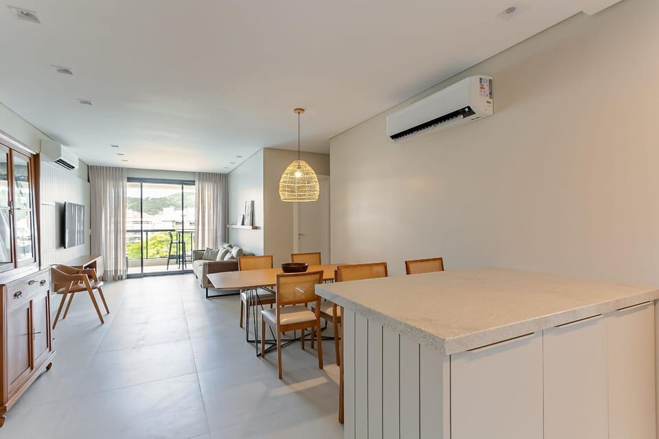 Dining area, air conditioner