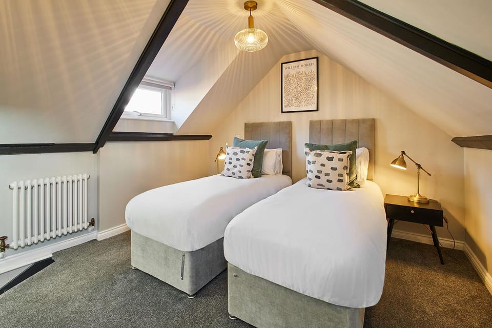 Bed, Bedroom, internet