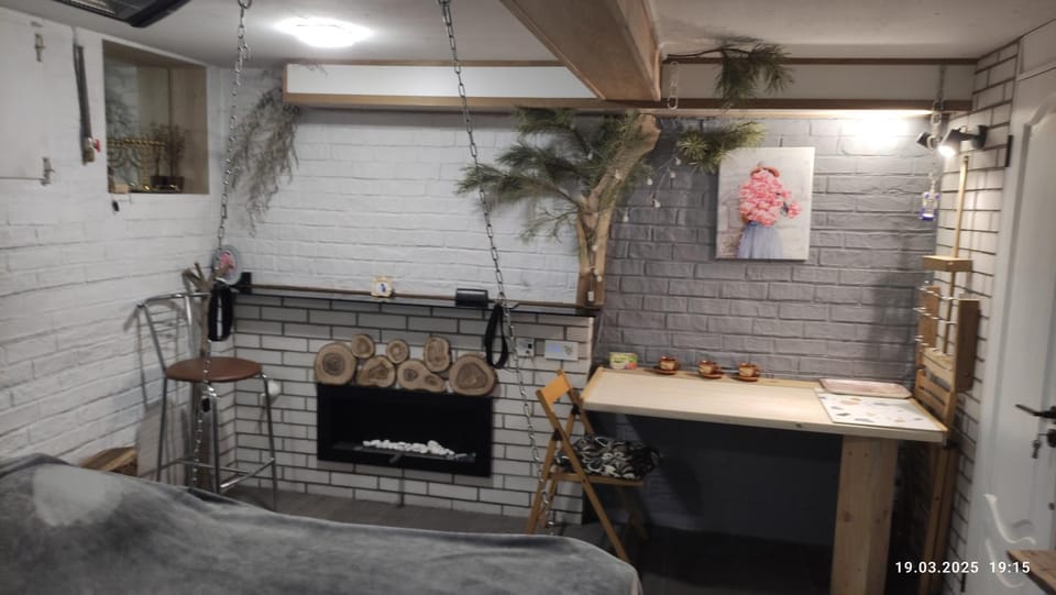 Food, fireplace