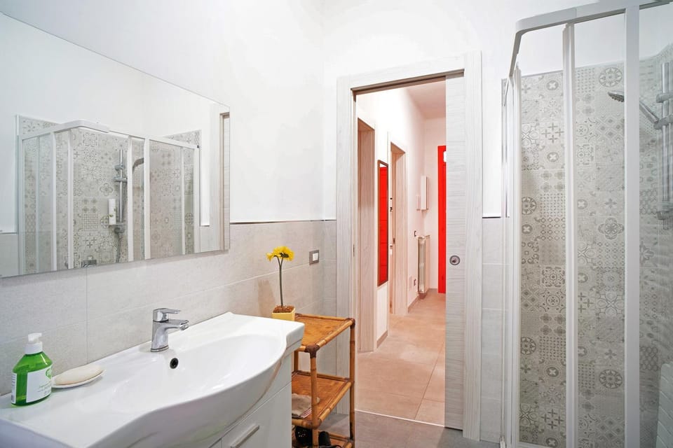 Bathroom, Living room