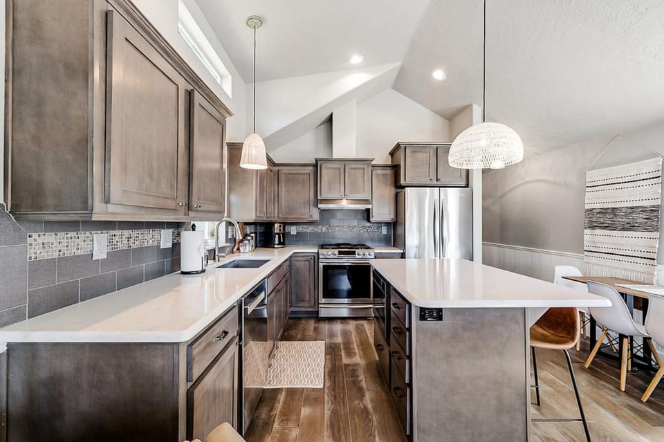 Sweet Seaview Home: Near Beach & Trailhead! House in Washington