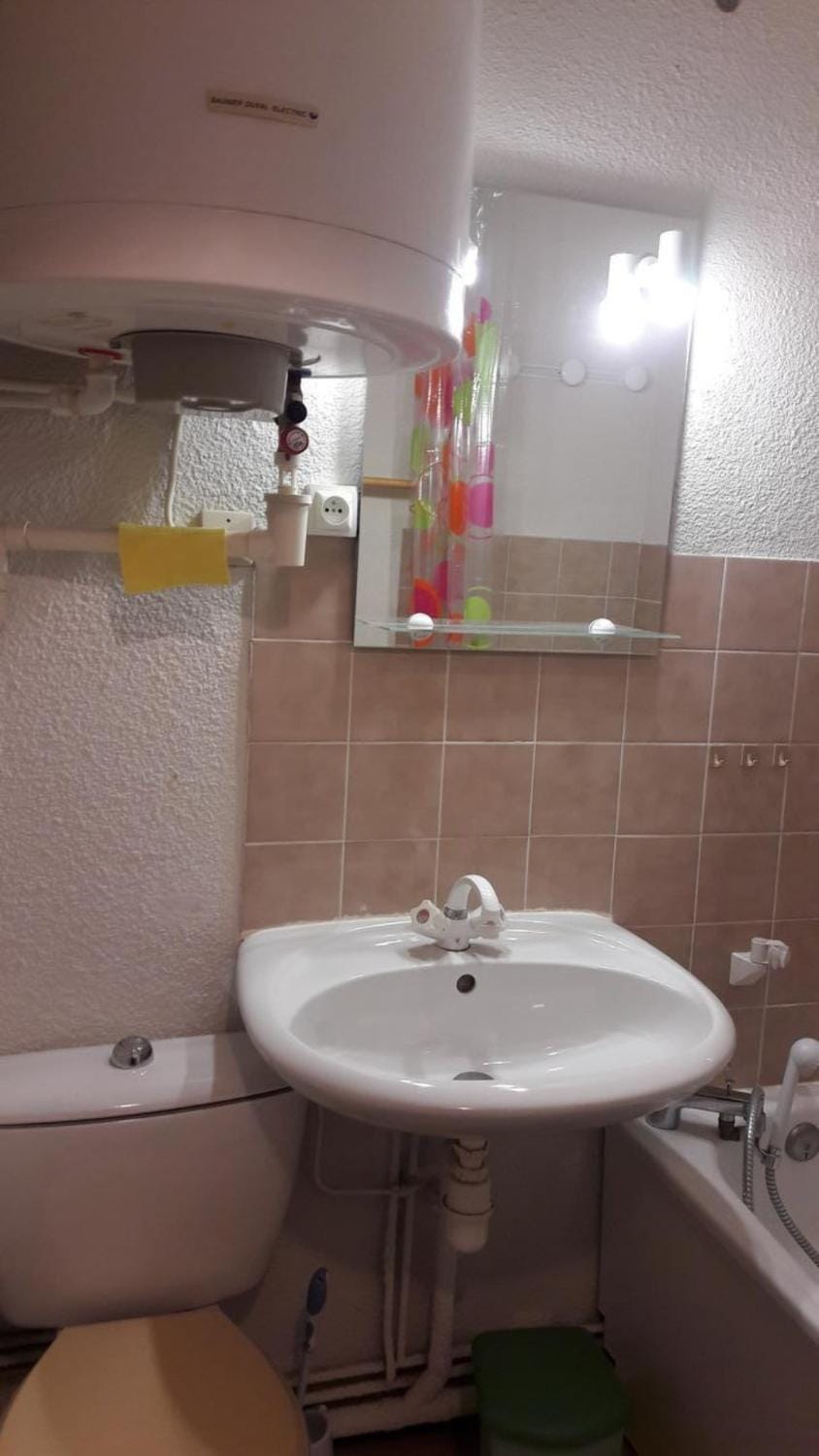 Bathroom, Living room