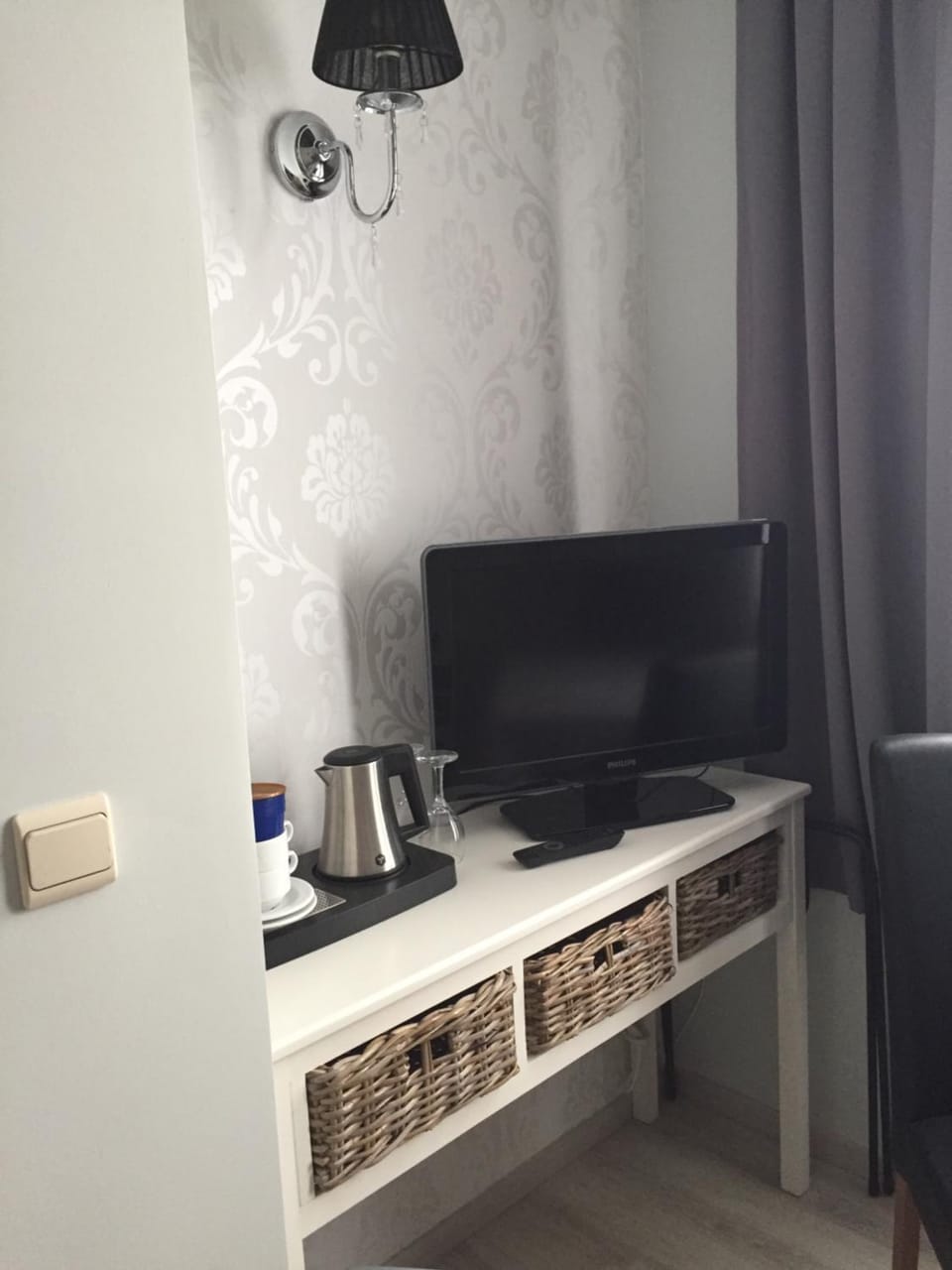 Photo of the whole room