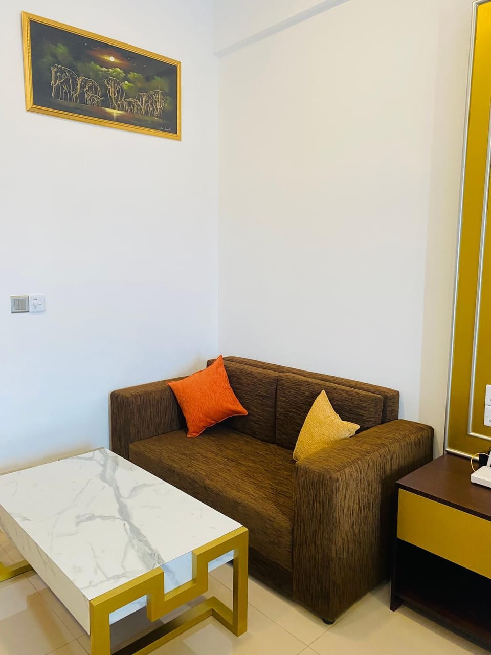 Ocean Breeze Hotel Residencies Luxury Studio Apartment - Negombo Apartment in Negombo