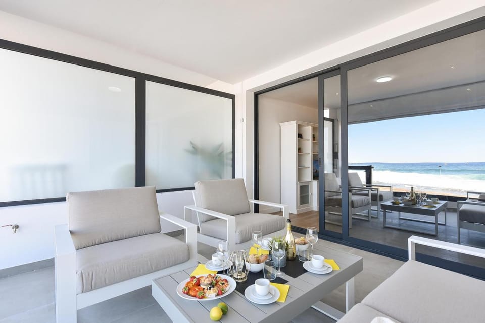 Balcony/Terrace, Living room