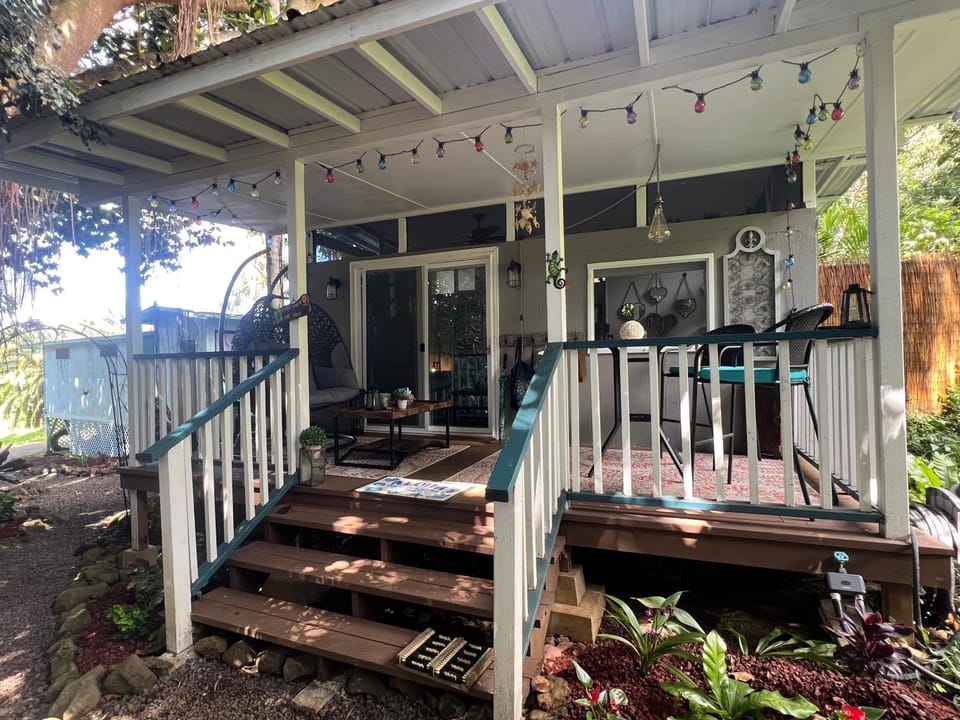 Property building, Balcony/Terrace