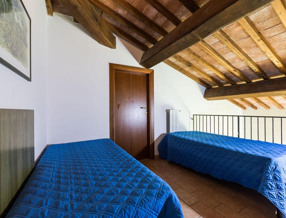 Property building, Living room, Bedroom