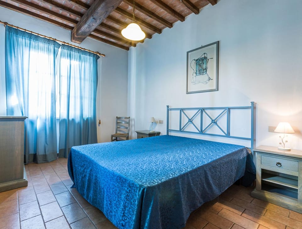 Property building, Living room, Bedroom