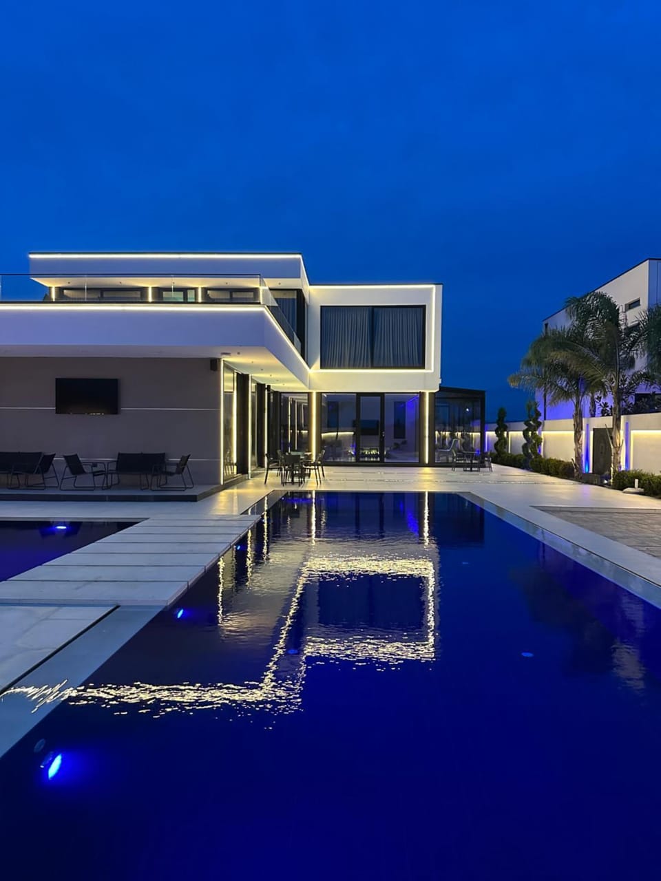 Property building, Night, Pool view, Swimming pool