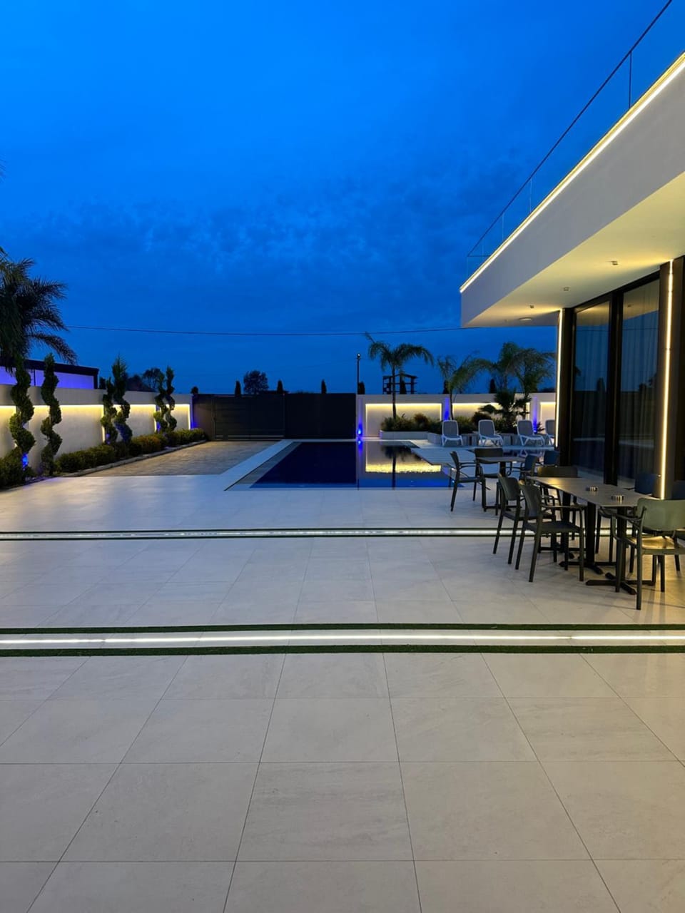 Patio, Night, View (from property/room), Balcony/Terrace