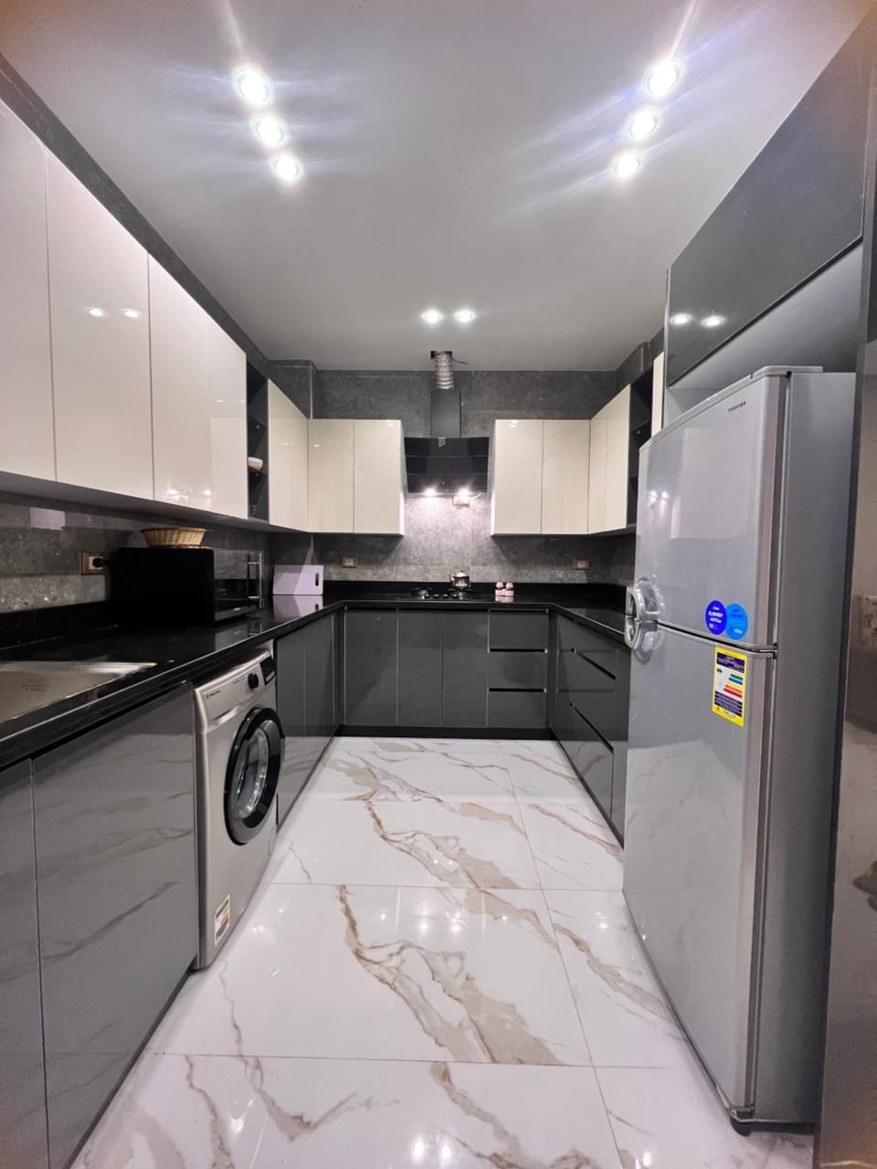 شقه فندقيه مستقله الشيخ زايد Apartment in Egypt