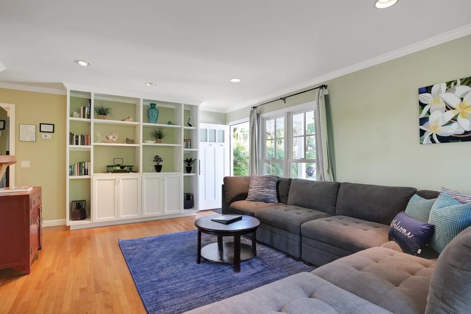 Little Palm Cottage House in Santa Barbara