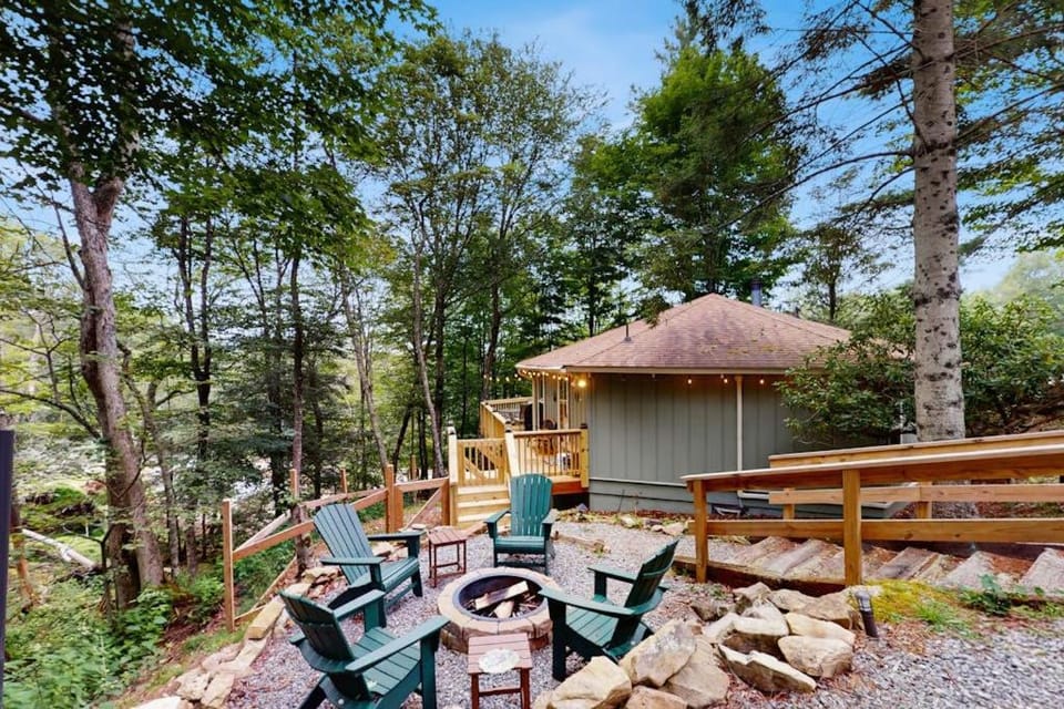 The Beech Hut House in Beech Mountain