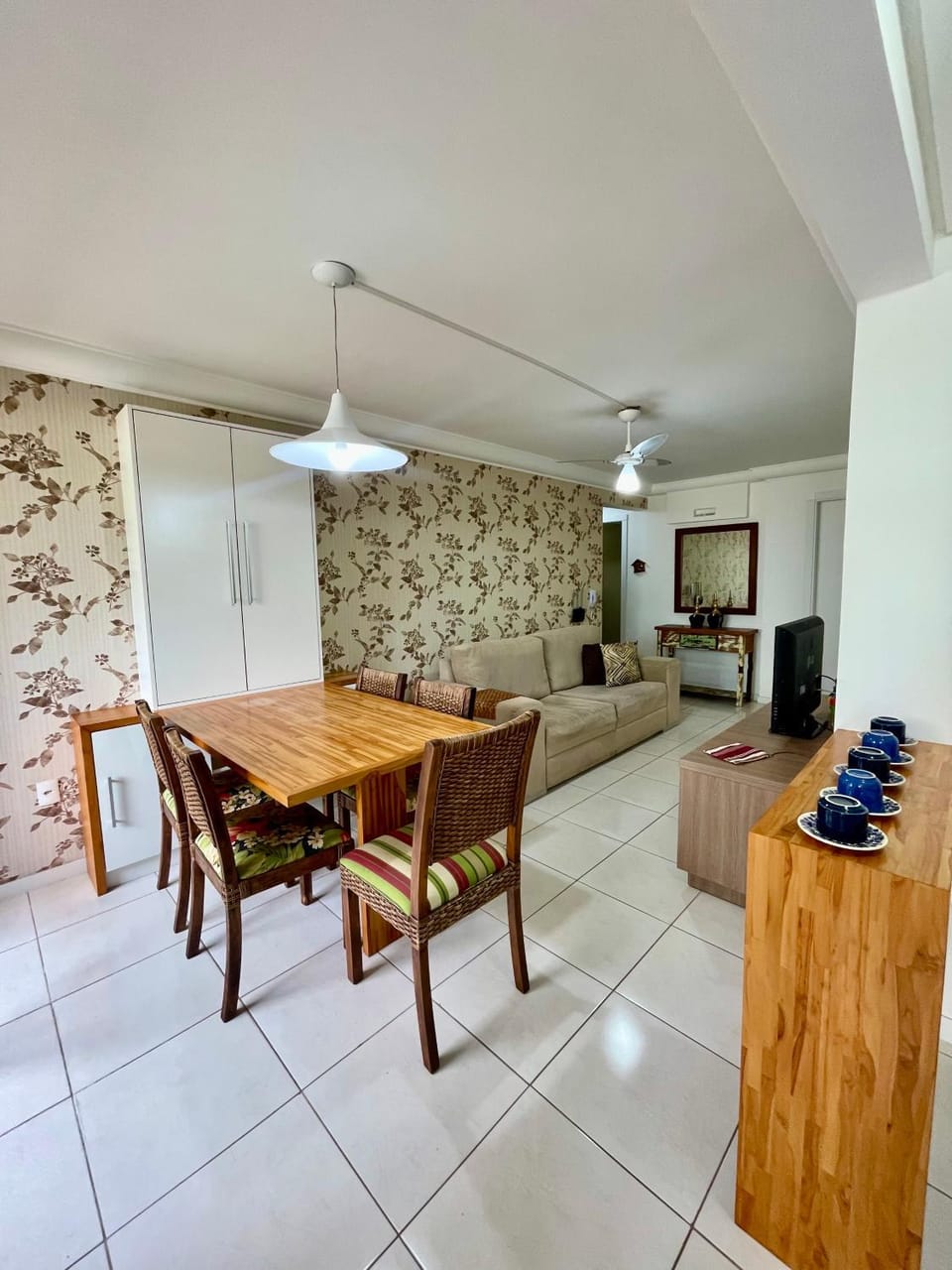 APARTAMENTO à 100 m do mar (1 min a pé) Apartment in Bombinhas