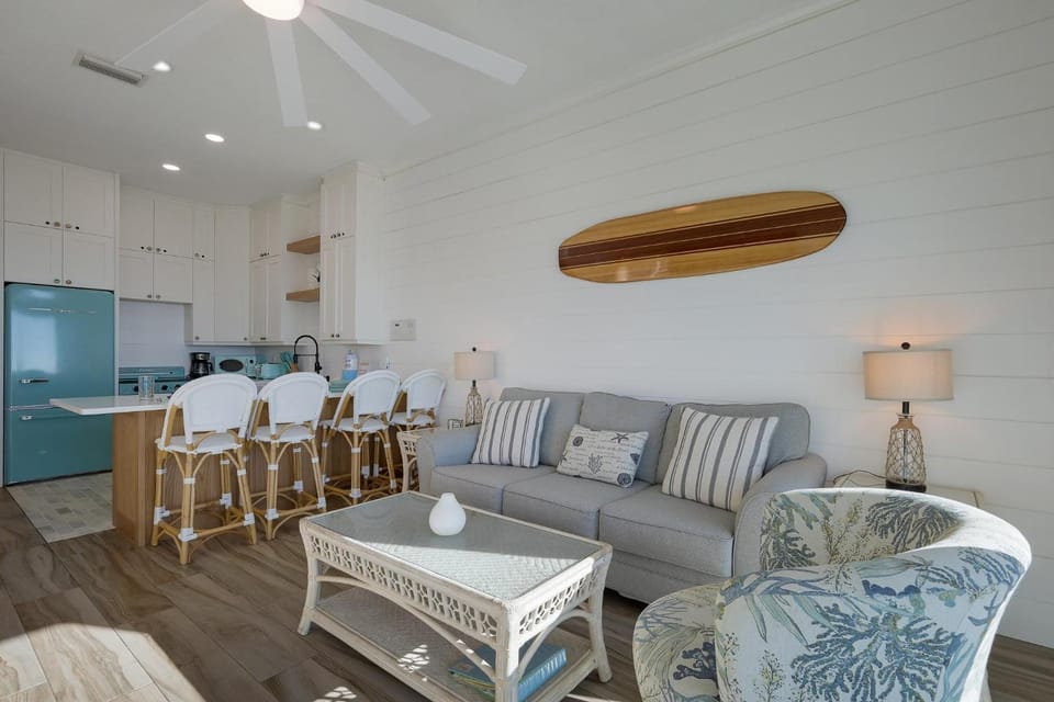Sunset Sands at Capri Apartment in Bradenton Beach