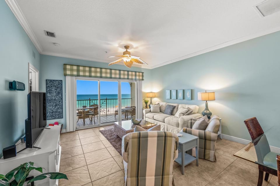 Direct Beach Front Apartment in Bradenton Beach