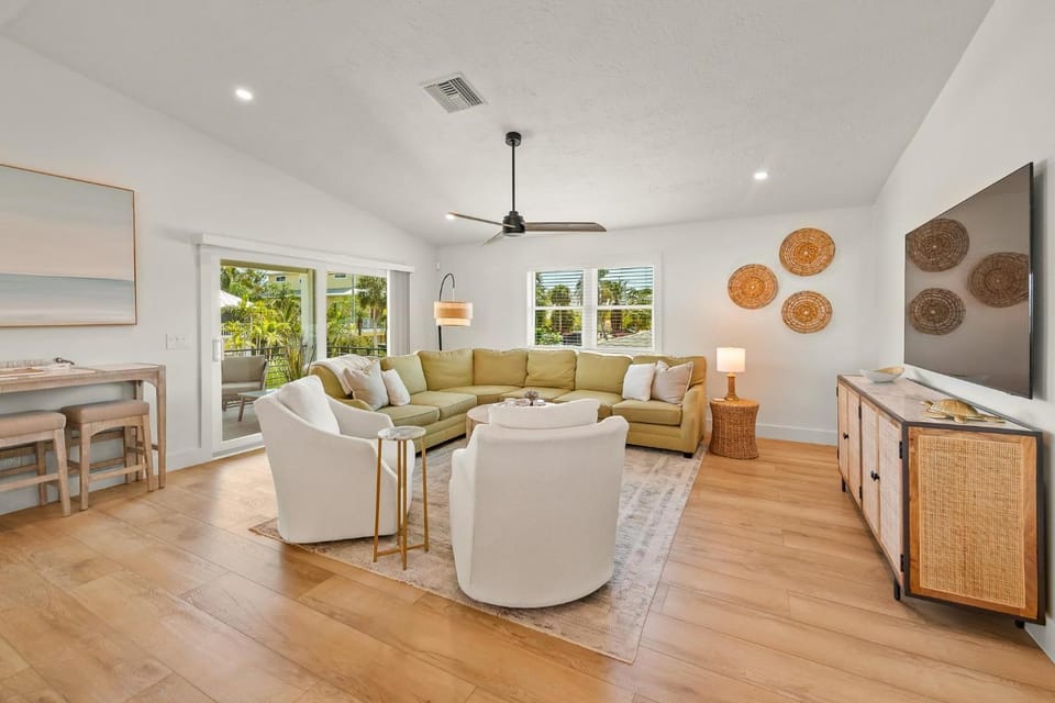 Las Palmas House in Anna Maria Island