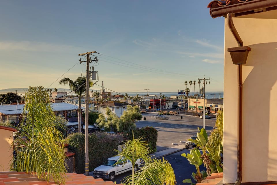 Pismo Beach Vacation Rental - Walk to Town & Ocean House in Pismo Beach