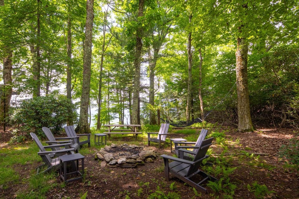 Blue View Chalet House in Watauga