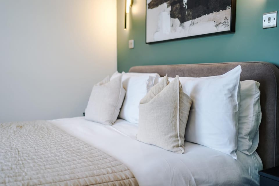 Harrogate House Apt 4 - Cheltenham Parade Loft Apartment in Harrogate