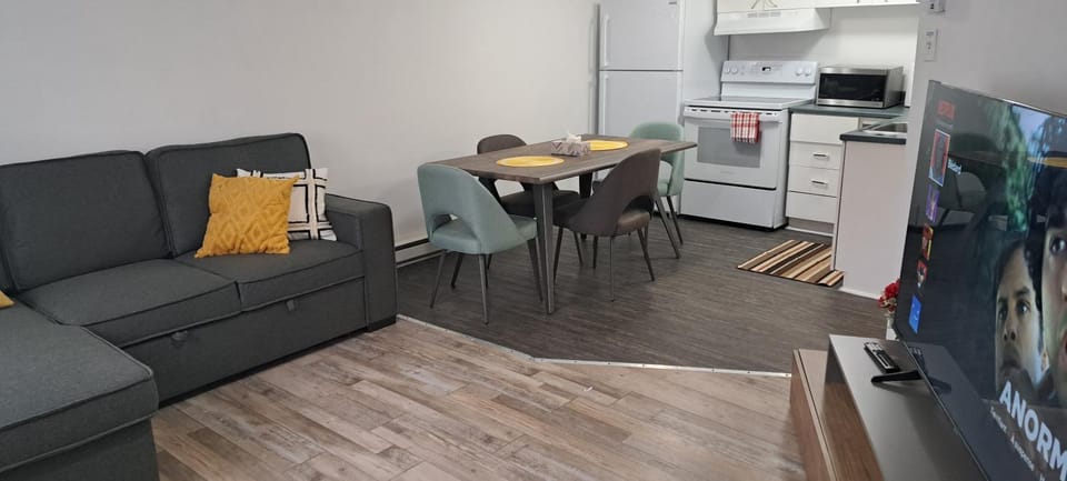 Kitchen or kitchenette, Living room, Living room, Seating area